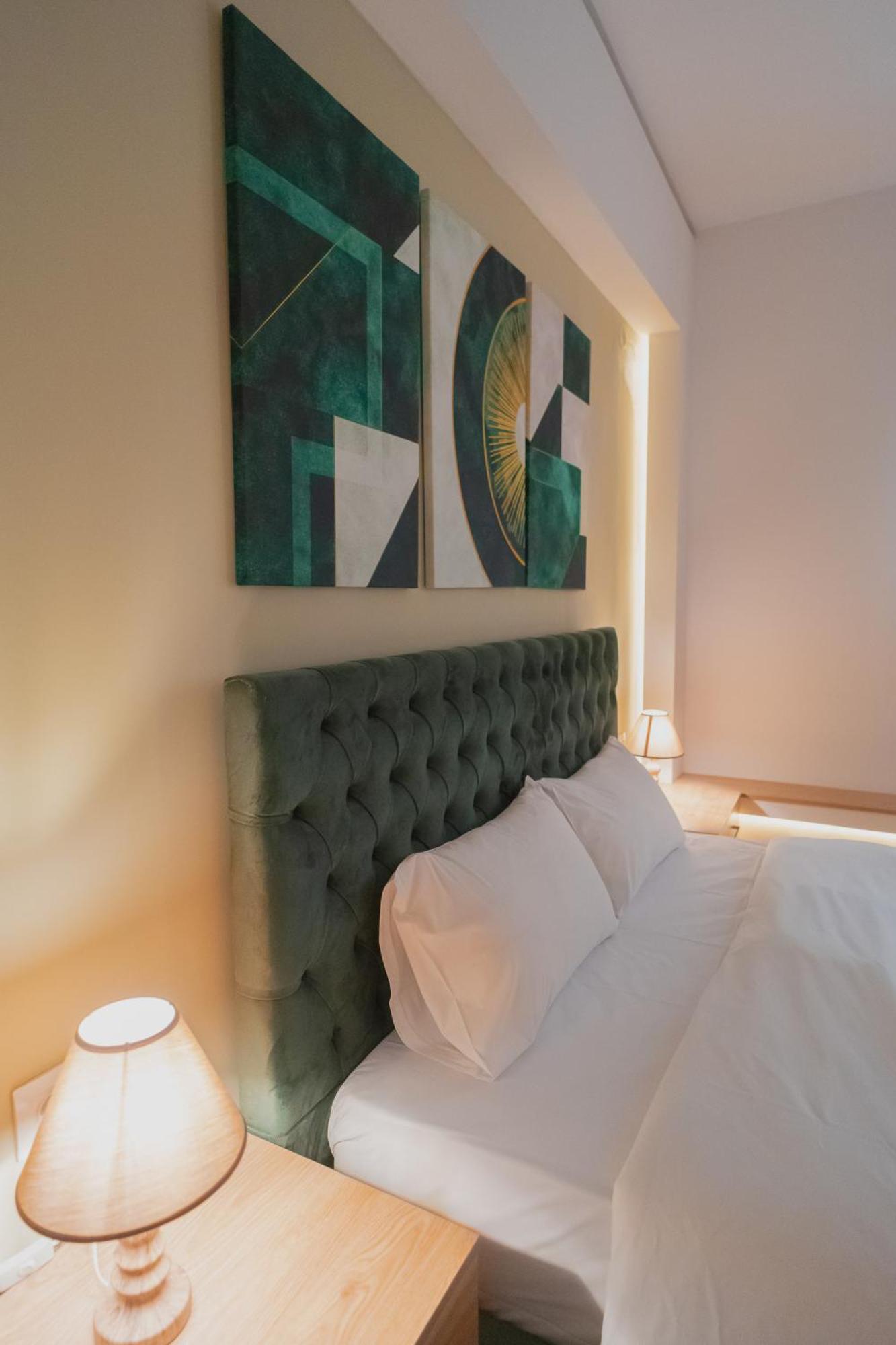 Ethra Suite 1 Volos Luaran gambar